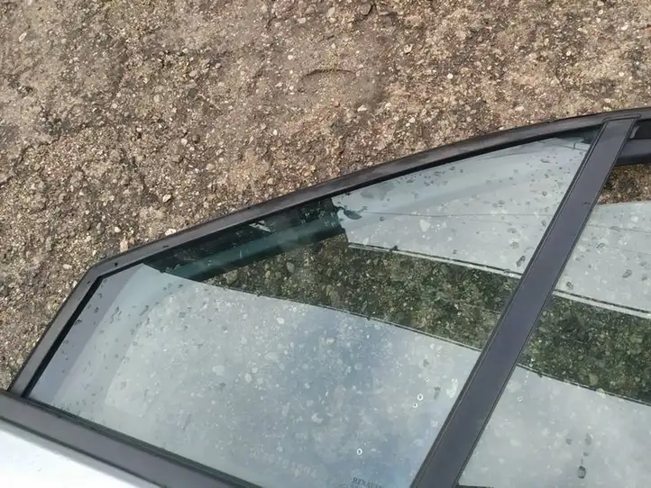 Renault Scenic II - Grand scenic II (2003 - 2006) Форточка двери — фото 2