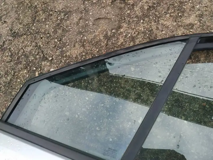 Renault Scenic II - Grand scenic II (2003 - 2006) Форточка двери — фото 3