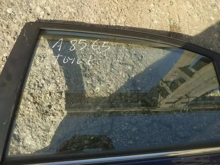 Toyota Avensis T250 (2003 - 2006) Стекло задней двери — фото 3