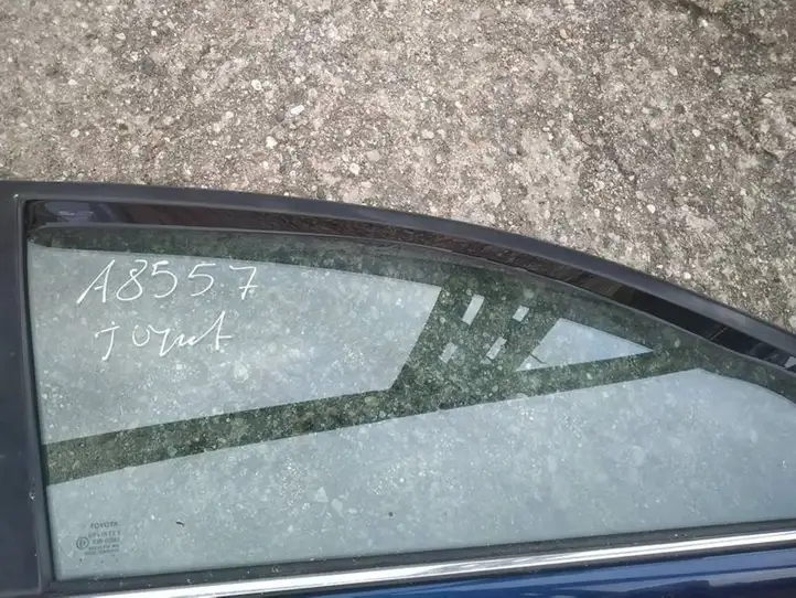 Toyota Avensis T250 (2003 - 2006) Стекло передней двери — фото 2