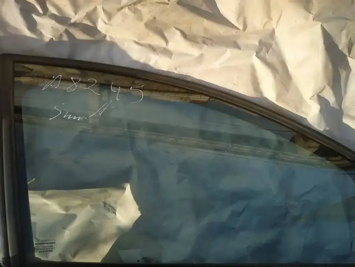 Smart ForTwo I (2000 - 2007) Стекло передней двери — фото 2