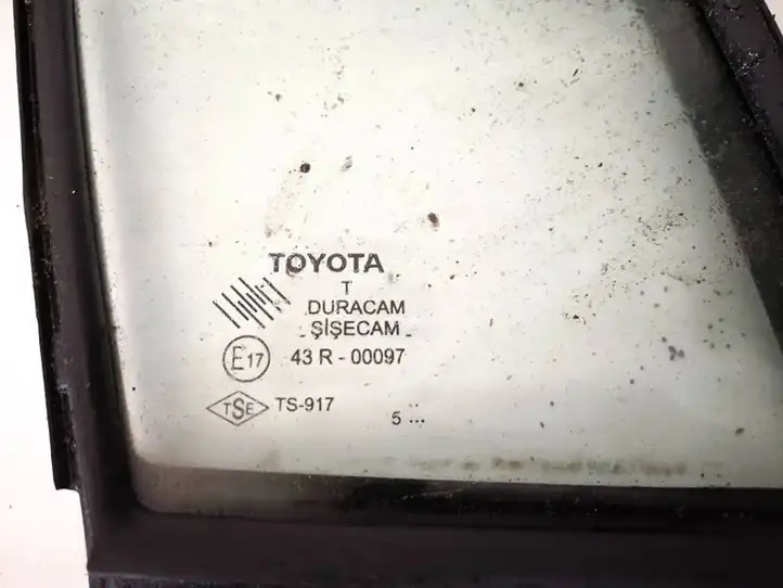 Toyota Corolla Verso AR10 (2004 - 2009) 682150f010 Форточка двери — фото 3