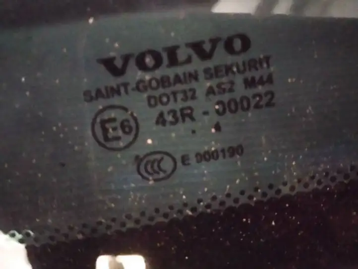 Volvo V50 (2004 - 2008) Заднее боковое стекло — фото 4