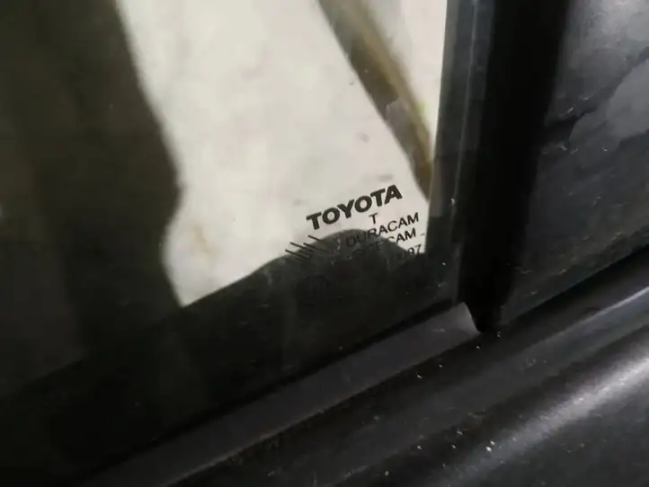 Toyota Corolla Verso AR10 (2004 - 2009) Стекло передней двери — фото 4