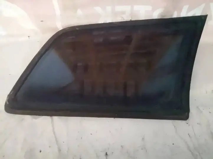 Toyota Corolla E120 E130 (2000 - 2004) Заднее боковое стекло — фото 3