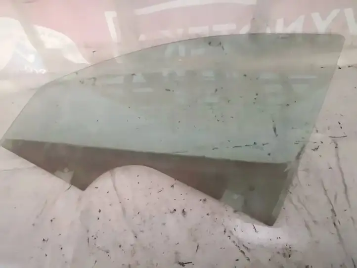 Audi A6 (2001 - 2004)   Основное стекло передних дверей (четырехдверного автомобиля)