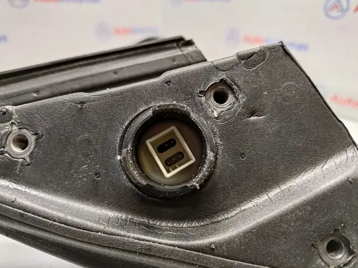 BMW 3 E90 E91 (2005 - 2012) 51167268262 Боковое зеркало с электроприводом — фото 4