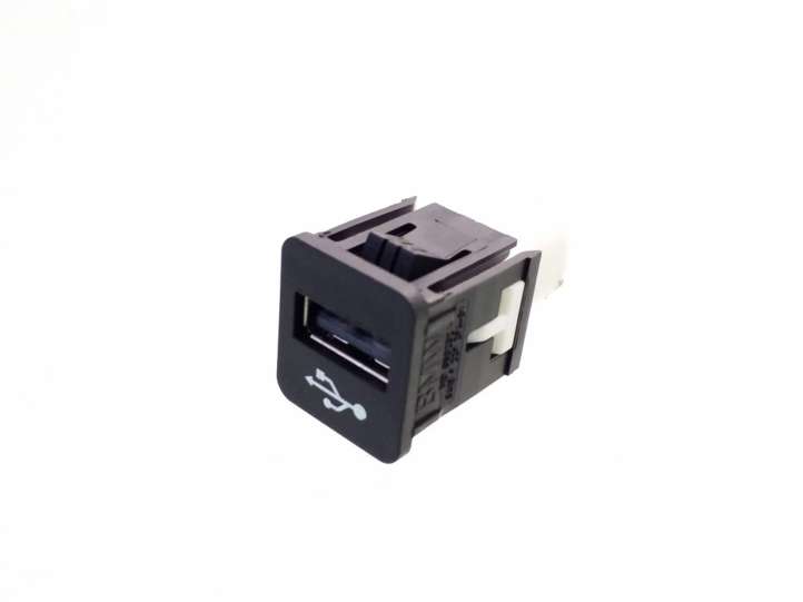 9229294 BMW 7 G11 G12 USB jungtis