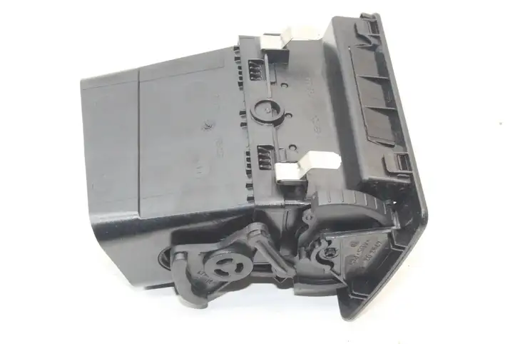 Ford Kuga I (2008 - 2012) 3M51R018B08AGW Воздушная решетка панели — фото 3