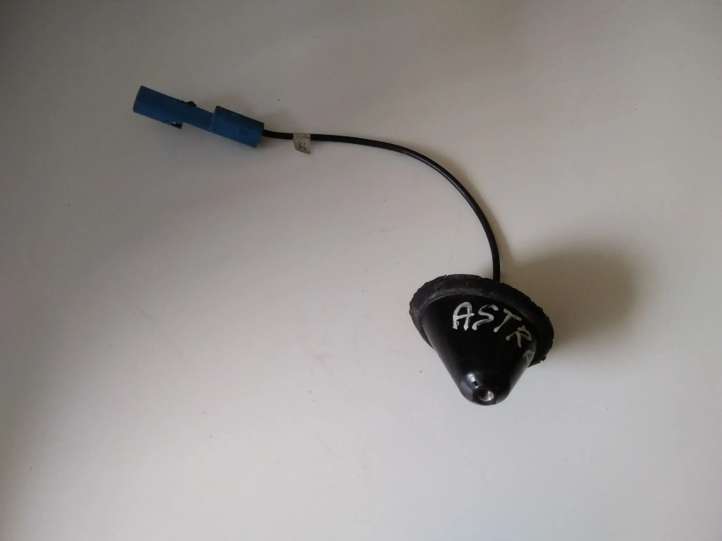 13556501E Opel Antara Antena (GPS antena)