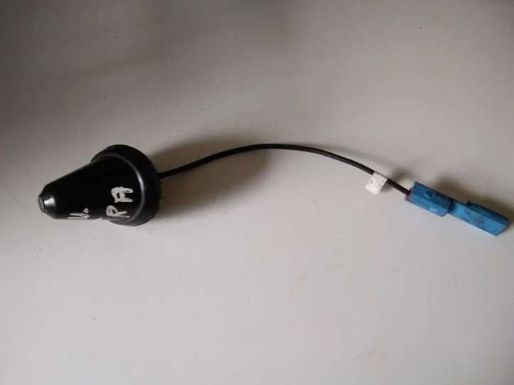 13556501E Opel Antara Antena (GPS antena)