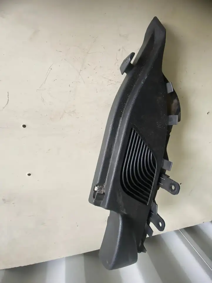 BMW 1 F20 F21 (2011 - 2019) 7221043 Твитер задних дверей — фото 2