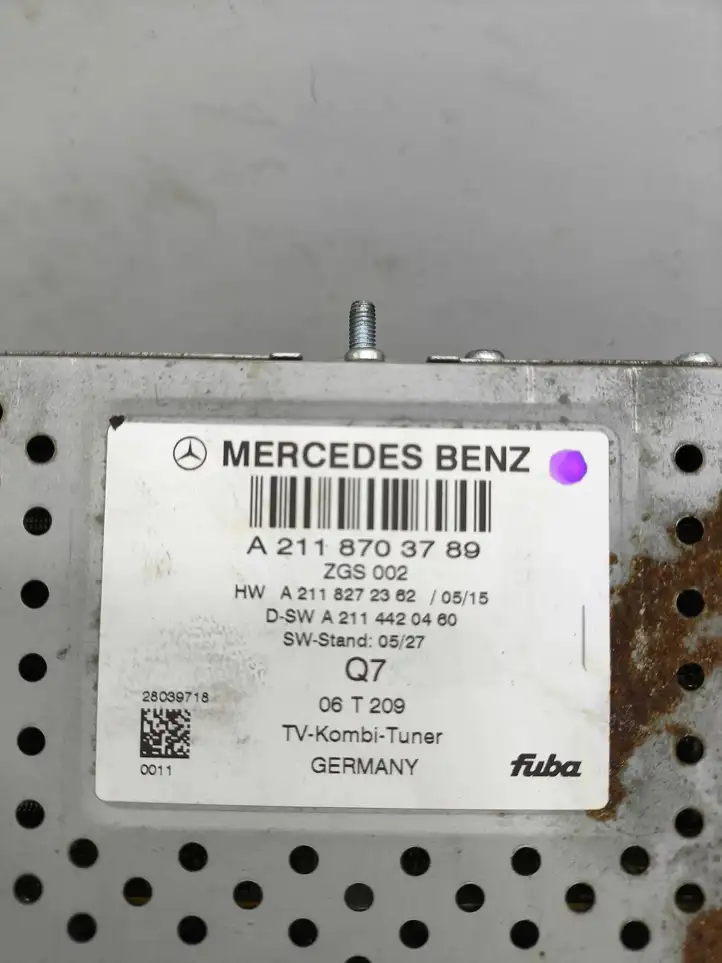 Mercedes-Benz E W211 (2002 - 2009) A2118703789 Усилитель звука — фото 4