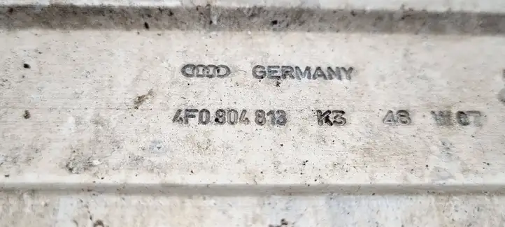 Audi A6 S6 C6 4F (2008 - 2011) 4F0804813 Прочие детали днища — фото 5