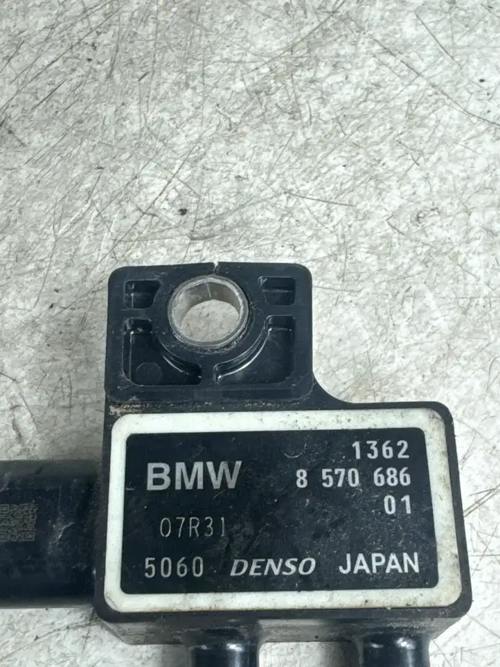 BMW 3 F30 F35 F31 (2012 - 2018) 8570686 Датчик давления выхлопных газов — фото 5