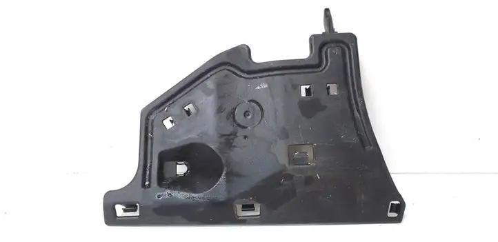Toyota Yaris (2014 - 2019) 55642-0D050 Прочие детали моторного отсека — фото 1