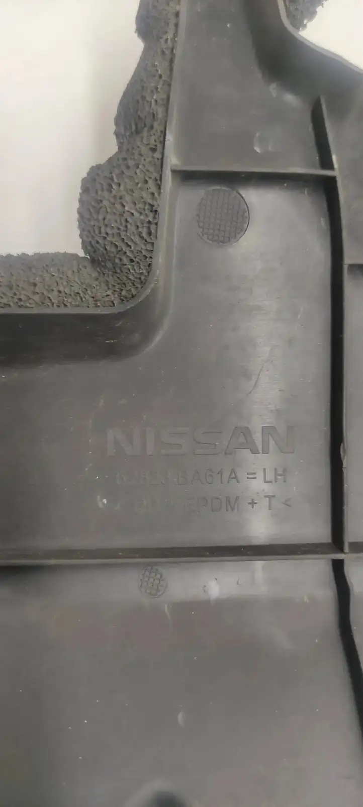 Nissan Juke I F15 (2010 - 2018) 62823BA61A Дефлектор воздуха — фото 7