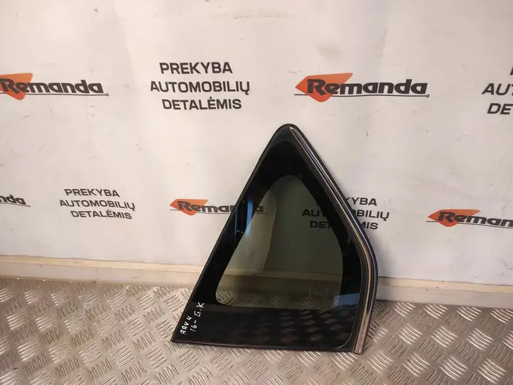 Toyota RAV 4 (XA40) (2012 - 2018) E643R005844 Заднее боковое стекло — фото 1