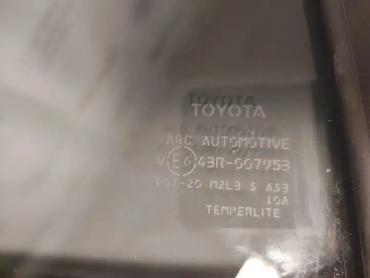 Toyota RAV 4 (XA40) (2012 - 2018) E643R007953 Форточка двери — фото 5