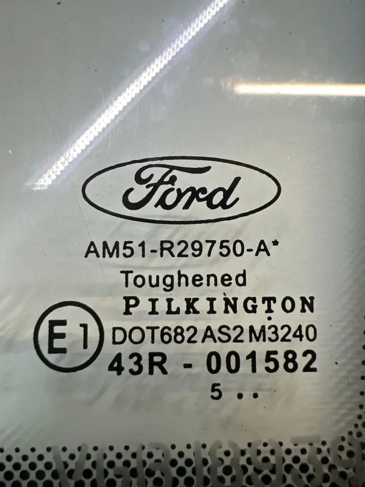 Ford Focus Grand C-MAX (2010 - 2019) AM51R29750A Заднее боковое стекло — фото 4