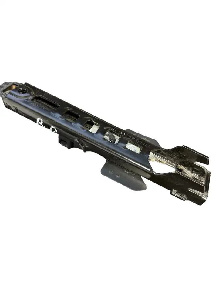 Audi A4 S4 B8 8K (2011 - 2015) 8K0857833C Регулятор высоты ремня безопасности — фото 1