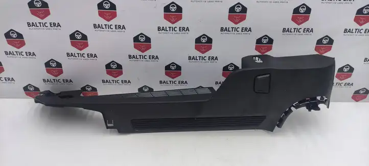 BMW 5 G30 G31 (2016 - ) 21437510 Решетка динамика задней полки — фото 1