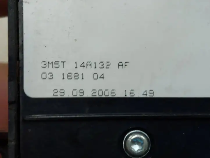 Ford Focus (2005 - 2008) 3M5T14A132AF Кнопка стеклоподъемников — фото 5
