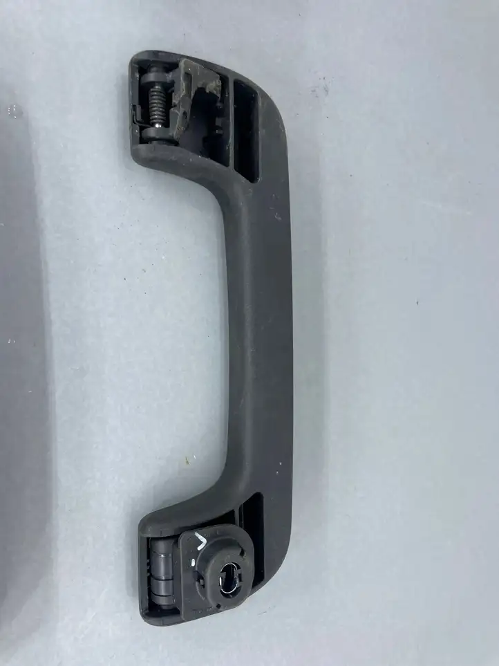Porsche Macan (95B) (2019 - ) 95b857644 Комплект потолочных ручек — фото 5