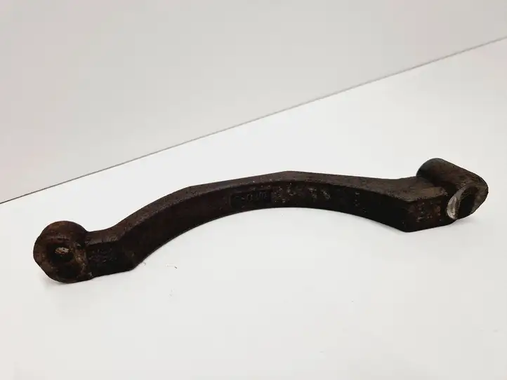 Peugeot 2008 I (2013 - 2019) Кронштейн глушителя — фото 5