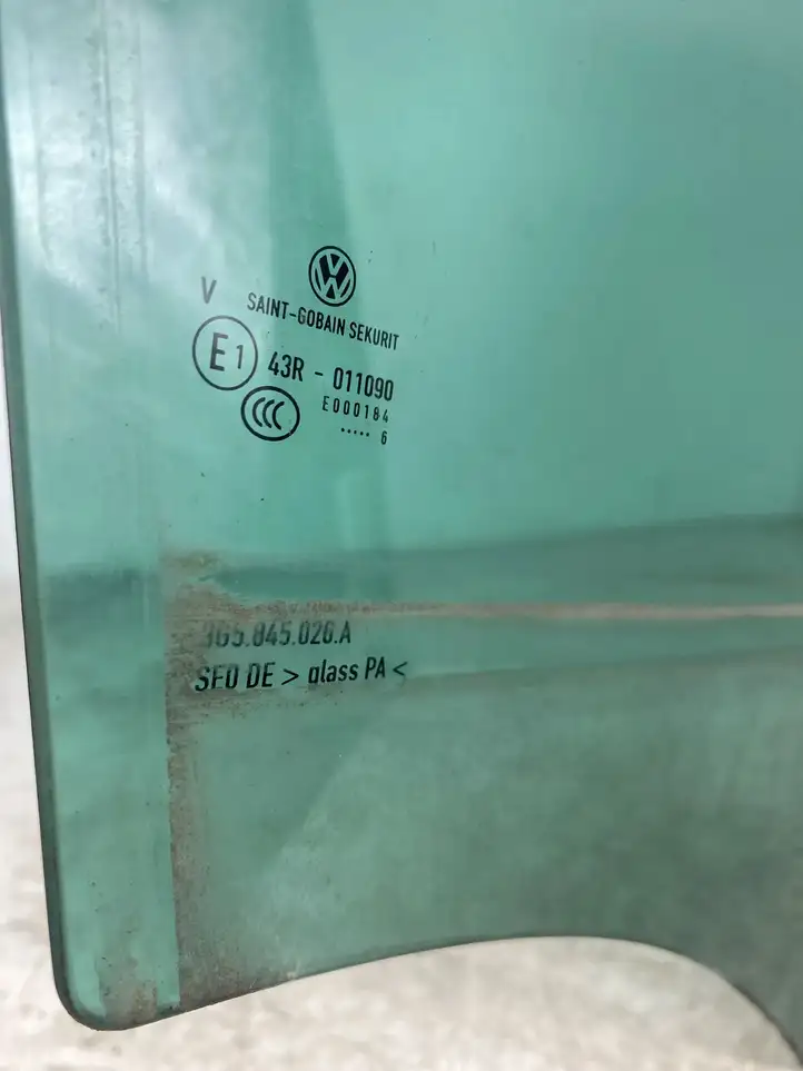 Volkswagen PASSAT B8 (2015 - ) 3G5845026A Стекло задней двери — фото 3