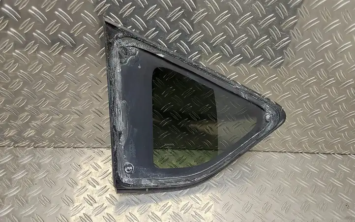 Toyota RAV 4 (XA40) (2012 - 2018) Заднее боковое стекло — фото 2