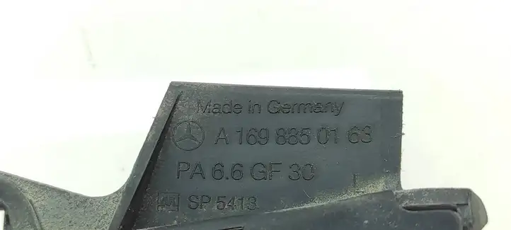 Mercedes-Benz A W169 (2004 - 2012) A1698850163 Кронштейн заднего бампера — фото 3