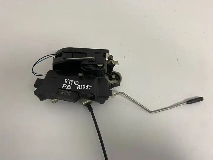 Mercedes-Benz Vito Viano W639 (2003 - 2010)   Замок передней двери