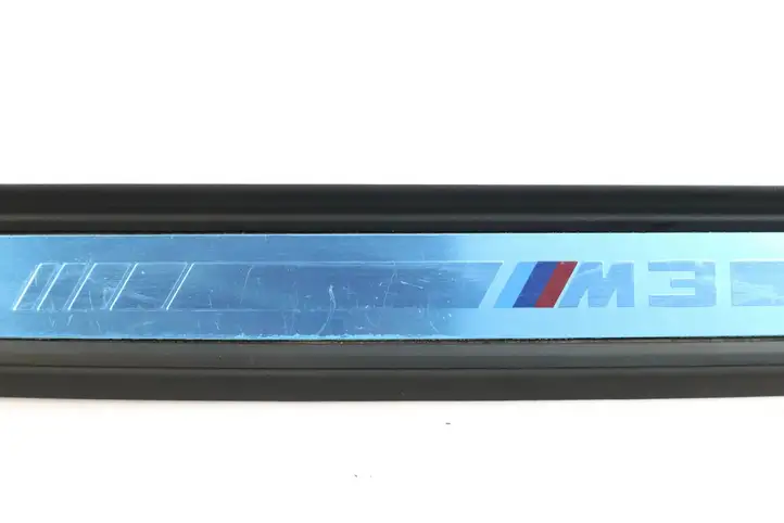 BMW M3 G80 (2020 - ) 8075021 Накладка порога — фото 4