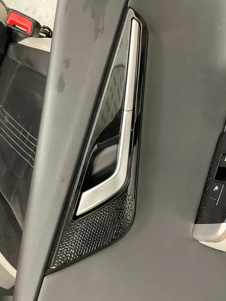 Kia EV6 (2021 - ) Комплект салона — фото 7