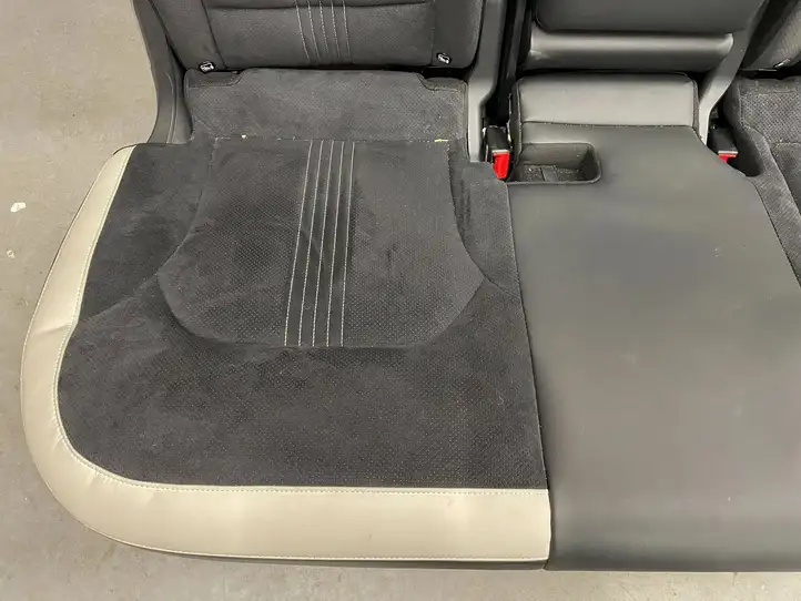 Kia EV6 (2021 - ) Комплект салона — фото 32