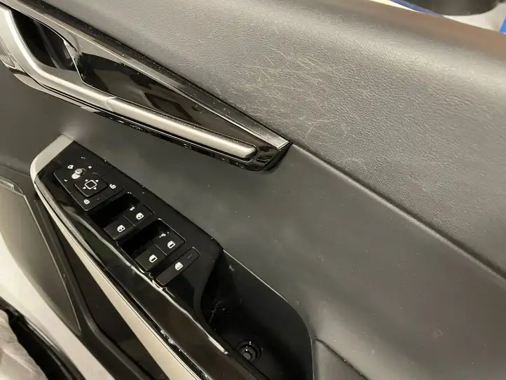 Kia EV6 (2021 - ) Комплект салона — фото 37