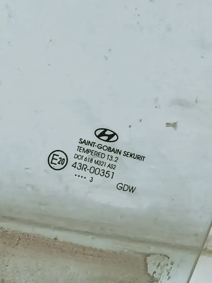 Hyundai i30 (2012 - 2015) AS2 Стекло задней двери — фото 2