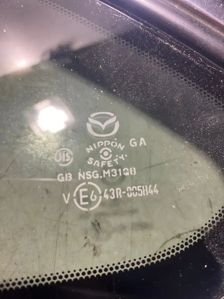 Mazda 6 (2012 - 2015) 43R005844 Заднее боковое стекло — фото 3
