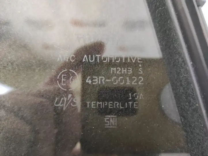 Toyota RAV 4 (XA50) (2018 - ) 43R00122 Форточка двери — фото 7