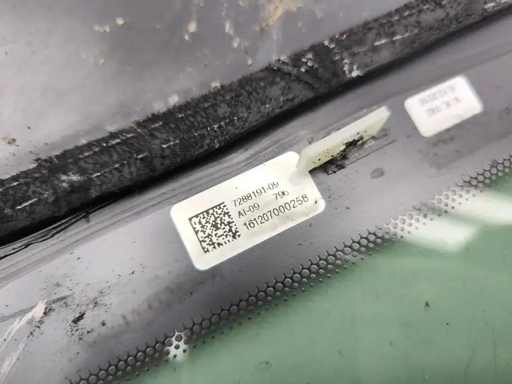 BMW i3 (2013 - ) 7288191 Заднее боковое стекло — фото 9