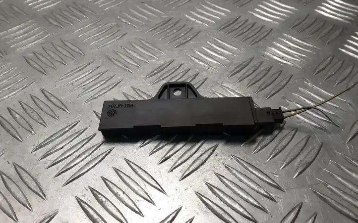 BMW 3 F30 F35 F31 (2012 - 2018) 9220832 Антенна бесключевого доступа — фото 2