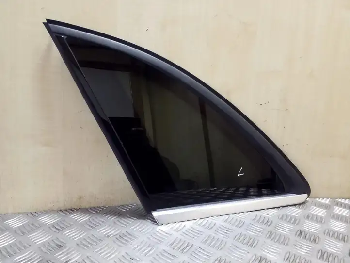 Mercedes-Benz B-class W246 (2014 - 2018) A2466700700 Заднее боковое стекло — фото 1
