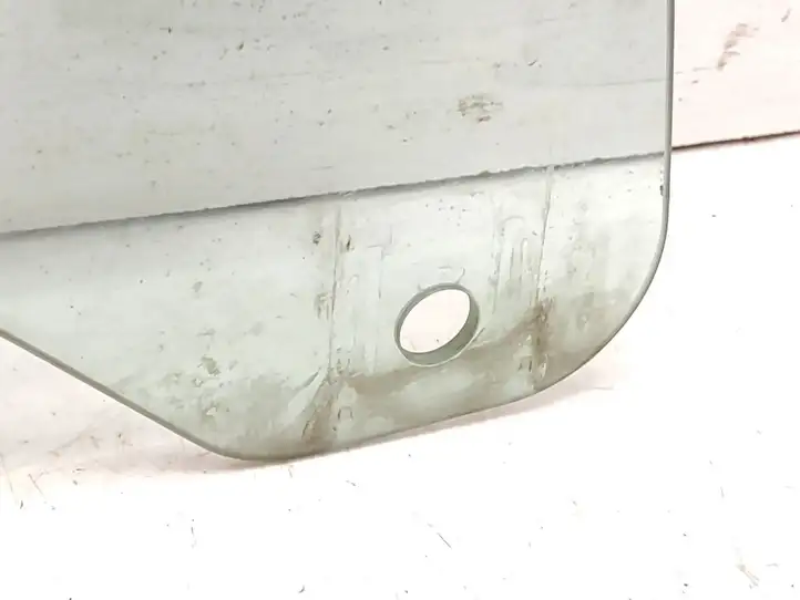 Mercedes-Benz CLS C219 (2003 - 2011)  43R001168 Основное стекло задних дверей