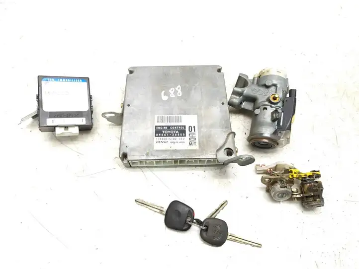 Toyota Previa (XR30, XR40) II (2000 - 2006) 8966128850 Комплект системы зажигания — фото 1