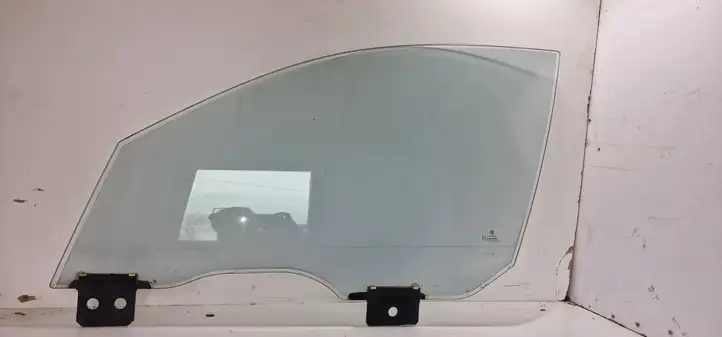 BMW 3 E90 E91 (2005 - 2012) 43R001601 Стекло задней двери — фото 1