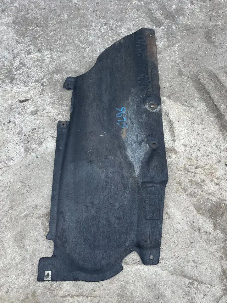 BMW 3 GT F34 (2013 - 2017)  7234833 Другая деталь дна