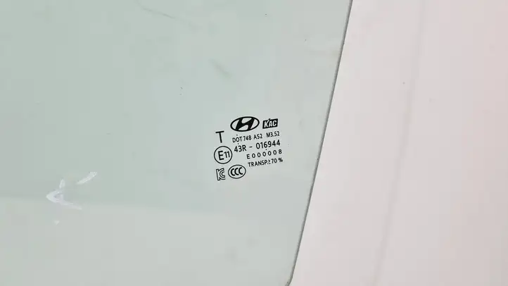 Hyundai Kona I (2017 - 2022) 82410J9010 Стекло передней двери — фото 2