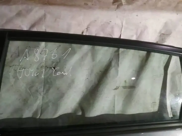 Toyota Corolla Verso AR10 (2004 - 2009) Стекло задней двери — фото 3