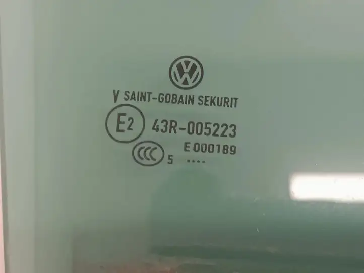 Volkswagen Polo V 6R (2009 - 2015) 43R005223 Стекло задней двери — фото 2